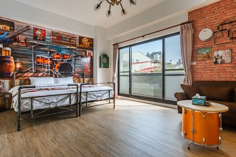 타이난 록 네스트 뷰 인