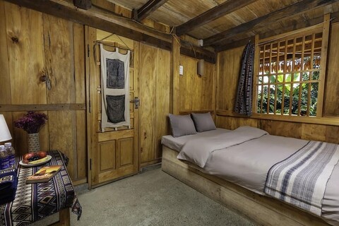 몽 시스터 하우스 - 호스텔