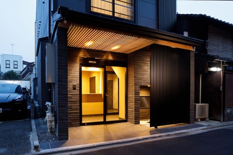 커넥트 인 지온시조