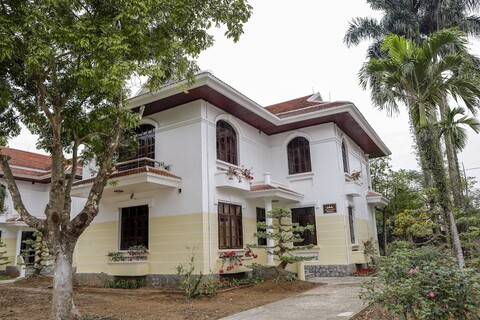 반 슈안 로얄 호텔