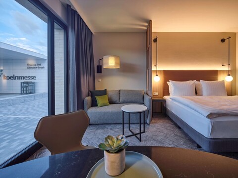 아디나 아파트먼트 호텔 쾰른