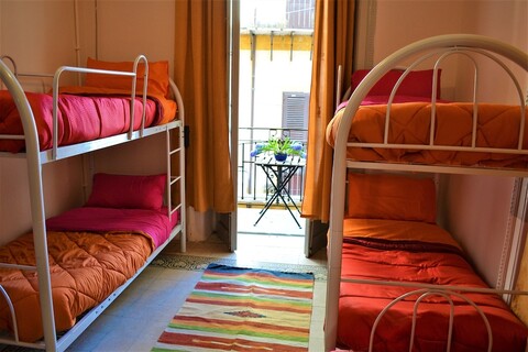 호스텔 비아 자라