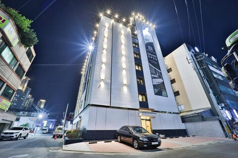 덴바스타 호텔 마산 어시장점