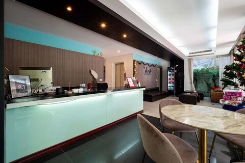 바이 디 @좀티엔