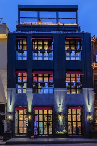 아야 술타나메 호텔