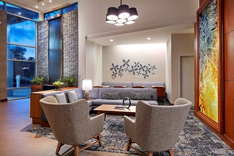 하얏트 플레이스 LAX 엘 세군도