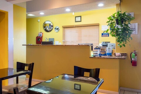 데이즈 인 바이 윈덤 알라모고도/화이트 샌즈