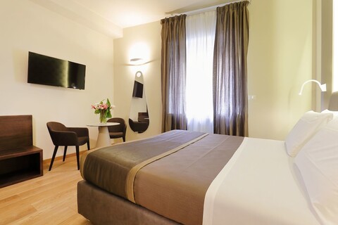 라 토레 데이 살테렐리