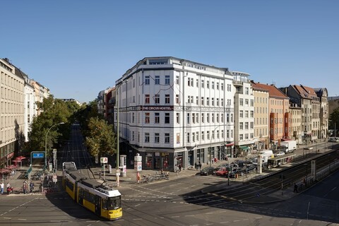 더 서커스 호스텔