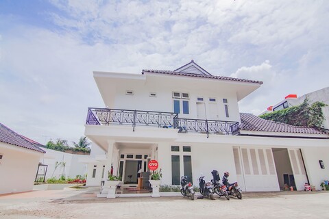 캐피탈 O 90342 케망 가든