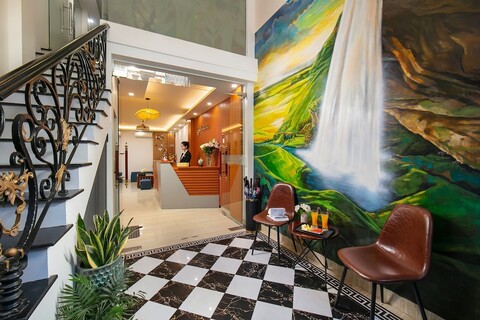 하노이 라 카스카다 하우스 & 트래블