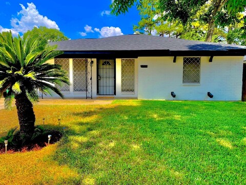 스톱 인 스테이 호스텔