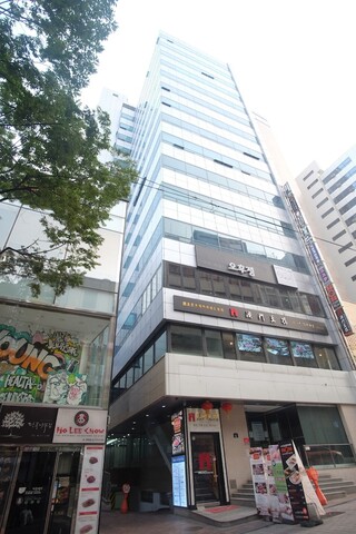 스텝인 명동 1