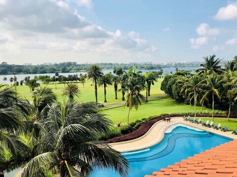 오키드 컨트리 클럽