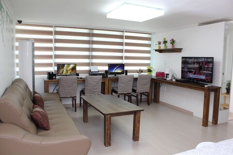 와우 힐스 게스트하우스