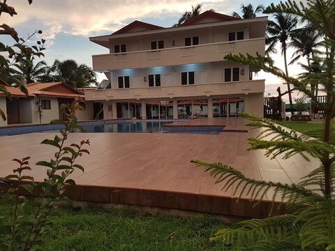 코코텔의 쇼어랜드 비치 리조트