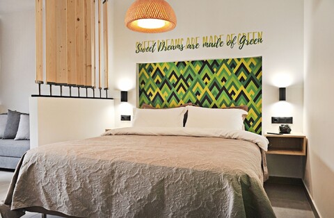 디 아테니안스 모던 아파트먼트