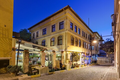 아레나 호텔 - 스페셜 클래스