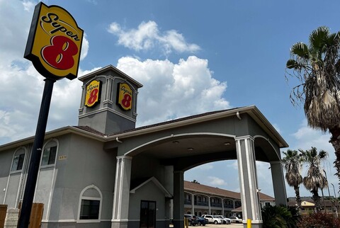 수퍼 8 바이 윈덤 휴스턴 노스 I-45