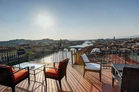 안티카 토레 디 비아 토나보니 1