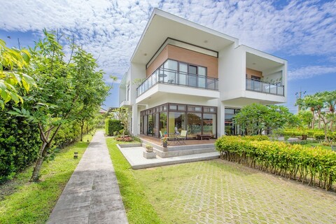 Jiaoxi 320 B&B