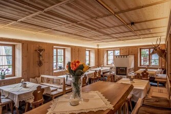 Landhotel Gasthof Zum Lowen