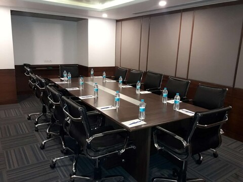 니와나 홈텔 자이푸르