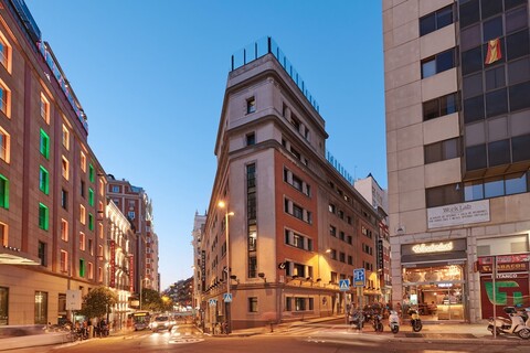 제너레이터 마드리드