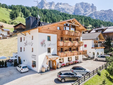 호텔 슈타인뢰즐