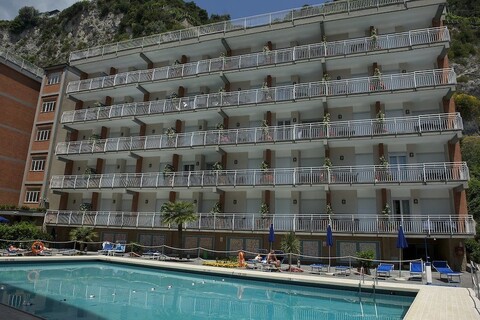 안젤리나 레지던스