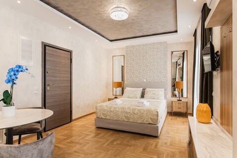 니콜라스 포인트 아파트먼트 앤드 룸