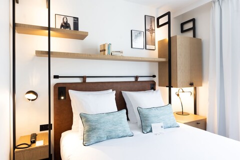 호텔 카리나 투르 에펠