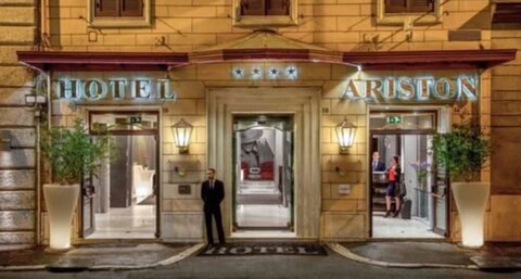 호텔 아리스톤