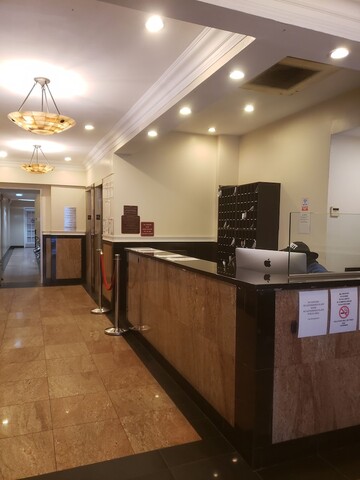 호텔 앤 더 시티-미드타운