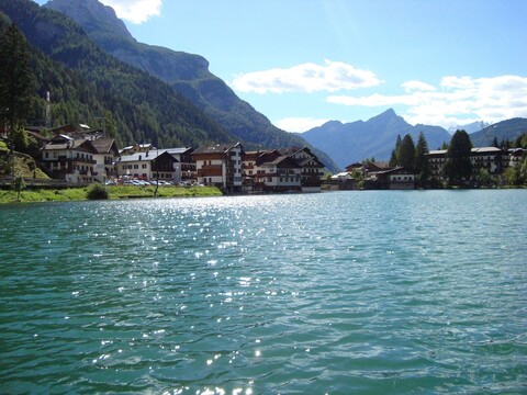 호텔 아드리아나