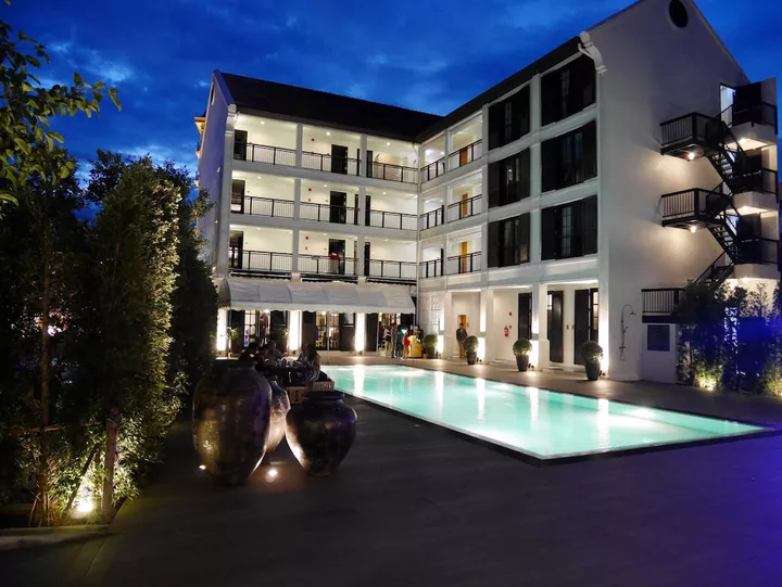 Buri Siri Boutique Hotel