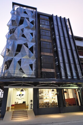 포티 윙크스 푸켓