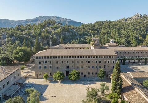 산투아리 데 육