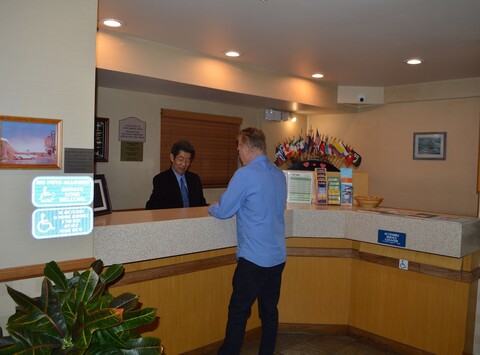 졸리 로저 호텔