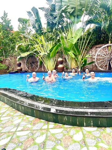 탄 닷 홈스테이