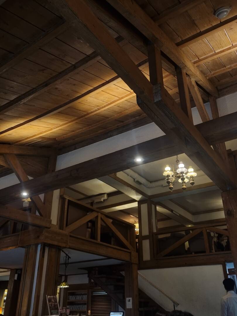 카페 코인 명동 1호점 :마이리얼트립 서울여행 맛집 1993년