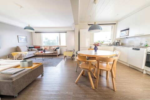 더 럭셔리 다운타운 로바니에미