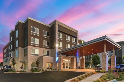 홀리데이 인 익스프레스 & 스위트 수순 시티, IHG