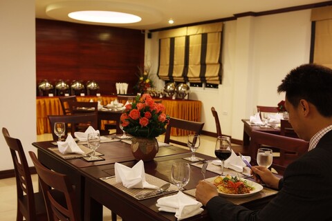 라오 골든 호텔