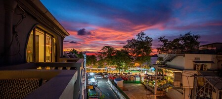 빅 보이즈' 베드 & 버거