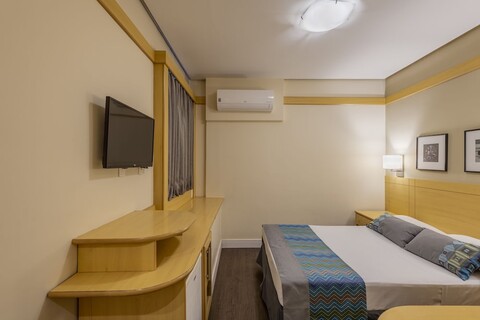 몬헤알리 플러스 과룰류스 국제공항