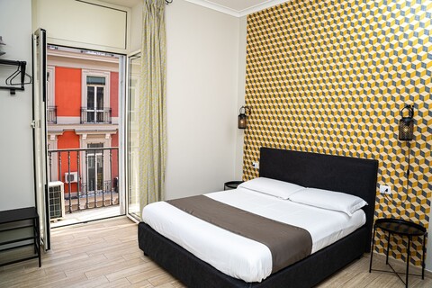 나폴리 시티 룸즈