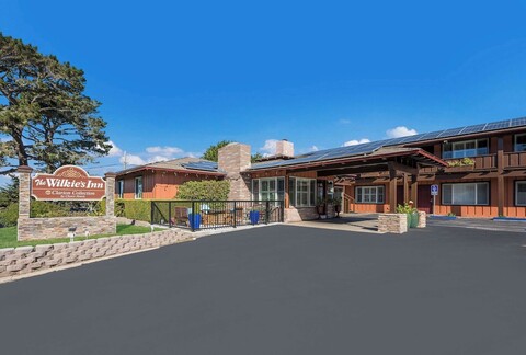 클라리온 컬렉션 윌키 인 퍼시픽 그로브 - 몬테레이