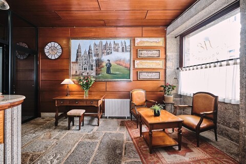 호텔 엔트레세르카스