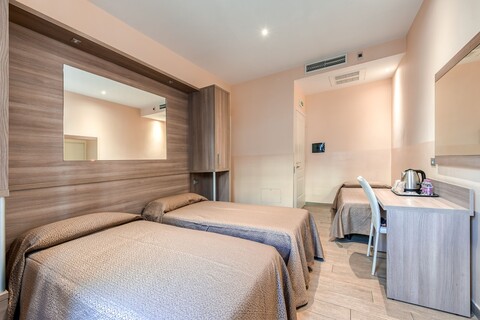 카토네 바티칸 스위트